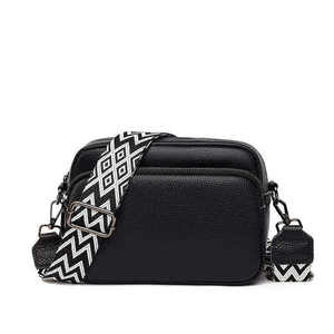 Bolsa de Lona de Cuero Grabado Color Borgoña de 80g con Asas Superiores y Correas Laterales con Acabado Teñido Liso - Product Image 3