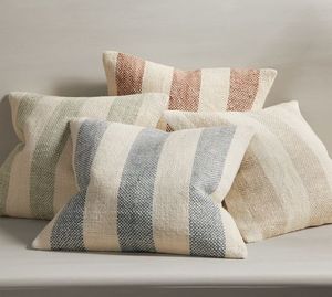 Cojín decorativo bohemio hecho a mano indio, superventas, cojín para exteriores con patrones geométricos Vintage tejidos a mano por artesanos - Product Image 5