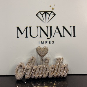 จี้เพชรโมอิสซาไนต์ VVS สุดหรู ชุบทองคำสีกุหลาบ สลักชื่อ Arabella ของขวัญสำหรับงานปาร์ตี้ เหมาะสำหรับสร้อยคอเพชรสุดหรู - Product Image 4