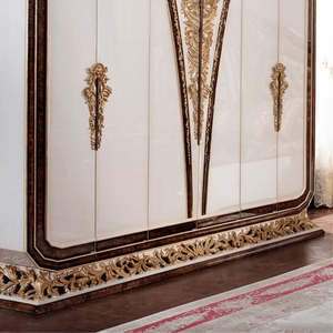 Armoire de luxe classique française écologique et durable à six portes en acajou massif sculpté, couleur brun doré, pour chambre royale ou hôtel - Product Image 3