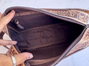 Nouveau concepteur en cuir repoussé à la main organisateur de toilette Kit de rasage homme femmes voyage sacs à cosmétiques sacs de maquillage en cuir de vachette - Product Image 6