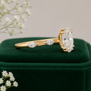 Bague de fiançailles de luxe en diamant solitaire ovale cultivé en laboratoire, avec pierres latérales marquise en argent, bague de promesse nuptiale, joaillerie fine - Product Image 3