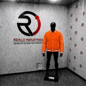 Blouson universitaire premium orange pour homme – Classique, boutons-pression, streetwear décontracté, léger, col côtelé, poignets rayés – Soldes d'automne - Product Image 3