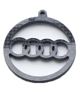 Komponen mesin CNC serat karbon buatan kustom pemotongan CNC serat karbon kekuatan tinggi untuk gantungan kunci Logo mobil tulisan