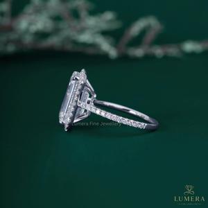 Bague de fiançailles Premium couleur E VS1 avec certificat GRA, bague halo taille émeraude sertie pavé de diamants de laboratoire, bijoux d'anniversaire et de mariage - Product Image 5