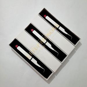 Vente en gros GETUP BROSONS IMPEX Nouvelles pinces à cils en acier inoxydable avec revêtement en poudre blanche, logo personnalisé, 10 mm, pointe lisse - Product Image 1