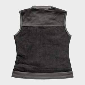 Gilet en cuir et denim style club pour femmes - Product Image 2