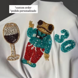 Tops brodés de perles pour femmes, pour les soirées d'été, broderie artisanale de perles, style ajusté sur mesure. - Product Image 1