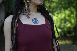 Tenue de Fée Convertible Trois-en-Un : Robe de Festival Bohème Elven, Jupe à Ourlet Asymétrique, Poncho – Vêtements de Festival Fantaisie Bohème - Product Image 2