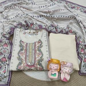 Elegante set kurta con stampa floreale pastello e dupatta – Abito etnico di alta qualità per donna - Product Image 6