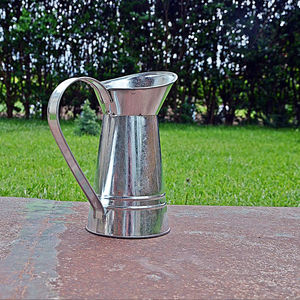 Jarra de acero inoxidable duradera para catering y uso diario, utensilio de servicio funcional ideal para cocinas domésticas y comerciales de la India. - Product Image 1