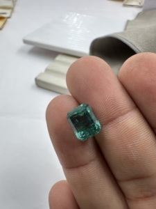 Pierre précieuse naturelle de Zambie, taille émeraude, 4,51 carats, pierre brute pour la création de bijoux, pierre précieuse naturelle - Product Image 3