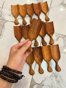 Cuchara de Madera Premium 99 Gold Data Modelo Mary para Cocinar, Mezclar y Servir, Diseño Minimalista Ecológico, Regalo Empresarial Personalizado - Product Image 1