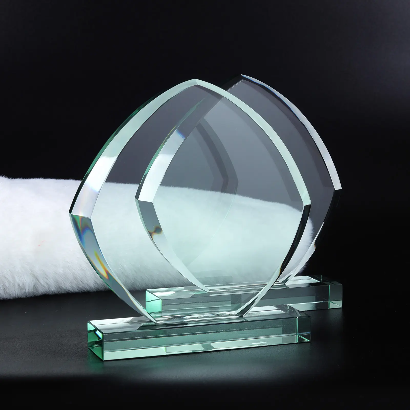 Gepersonaliseerde Jade Helder Kristalglas Trofee Award Facetted Ice Peak Voor Grave Trophi Award