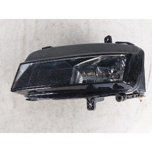 Feu antibrouillard gauche d'occasion pour Golf 5G0941661 - Product Image 2