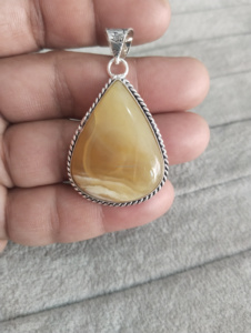 New Arrival Top Selling Premium Quality Yellow Opal Natural Gemstone Pendants Wholesale High Grade Crystal Pendants Bulk Jewelry - Product Image 6