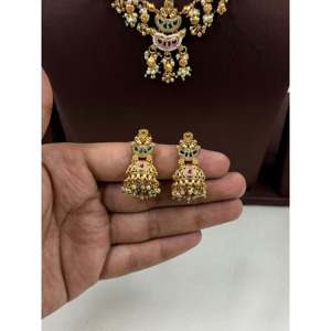 Indian Ethnic Meenal Chorski <b>Gold</b> Plated Zircon Bridal Necklace & Earring <b>Set</b> - Product Image 3
