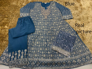 Venta caliente Diseño exclusivo de bordado de lujo Salwar Kameez Comprar ropa de fiesta Kurti de Surat para mujeres Mayorista de vestido - Product Image 2