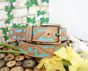 Cinturón de piel auténtica de vaca con diseño floral, hebilla dorada, Estilo Vintage, unisex, cómodo y con estilo a mano - Product Image 3