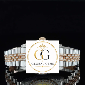 Reloj de Diamantes Mossiante de Lujo y Calidad Premium, Completamente Cubierto de Diamantes, con Acero Inoxidable, para Fiestas y Eventos, Disponible para la Venta - Product Image 1