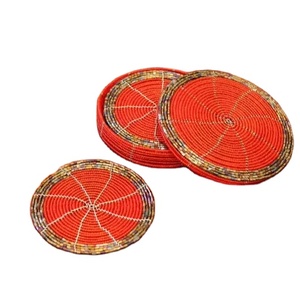 CRYSTAL CRAFT - Posavasos de Vidrio con Cuentas de Luna y Estrella, Diseño Nuevo, Posavasos Redondos con Cuentas, Posavasos de Mesa con Cuentas de la India - Product Image 1