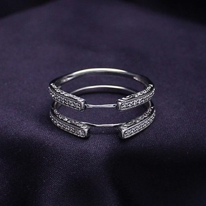 Bague de Fiançailles et de Mariage Romantique en Or Blanc 14K avec Diamant de Laboratoire Certifié IGI, Coupe Brillante, Idéale pour Anniversaire et Cadeau de Fête - Product Image 1