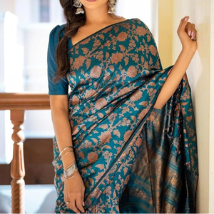 Sari de Georgette para Mujer con Textura Suave, Bordes Elegantes y Bordados Sofisticados para Fiestas, Bodas y Ocasiones Especiales - Product Image 4