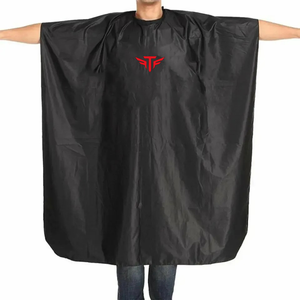 Vente en gros de capes de coiffeur imperméables noires avec logo personnalisé, capes de coupe de cheveux de haute qualité pour adultes - Product Image 3