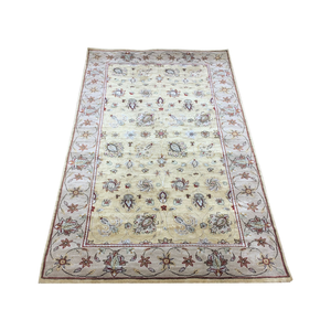 Tapis traditionnel à accents floraux en laine et soie noué à la main, beige chaud, à poils ras, 10' x 14' - Product Image 3