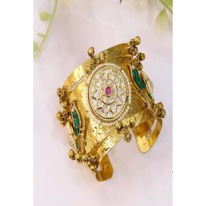 Brillantes y Elegantes Brazaletes Abribles de Moissanita y Kundan con Baño de Oro, Estilo Clásico Antiguo, Juego de Dos Brazaletes para Boda - Product Image 2