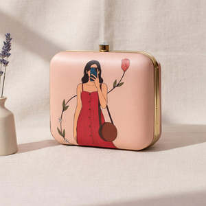 Elegante Bolso de Mano Tipo Clutch con Diseño de Chica Tomando una Selfie, Color Durazno, para Mujer, Ideal para Bodas y Eventos Festivos - Product Image 2