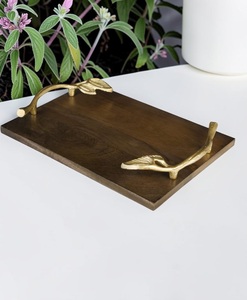 Plateau de service pour le petit-déjeuner en bois artisanal Unicorn Handicrafts, durable, facile à nettoyer, pour la restauration, les restaurants, la maison et la cuisine - Product Image 4