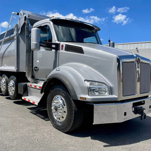 Tracteur routier diesel poids lourd 6x4 avec cabine couchette pour le transport de marchandises longue distance à l'international - Product Image 1