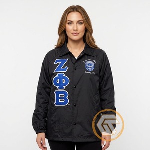 เสื้อแจ็คเก็ตผู้หญิง Zeta Phi Beta Sorority ราคาประหยัด สำหรับฤดูหนาว ระบายอากาศได้ดี ผลิตจากผ้าซาติน โพลีเอสเตอร์ ผ้าไหม ปักโลโก้ คุณภาพสูง ระดับมืออาชีพ - Product Image 3