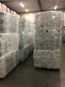 Pedidos al por mayor de pañales en paquetes flexibles, con SKU mixtos y tamaños variados, disponibles para empresas minoristas globales y revendedores. - Product Image 2