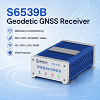 Récepteur de base GNSS RTK multifréquence de haute précision IP68 pour la surveillance CORS, les aéroports, les tunnels, les parcs éoliens et les infrastructures