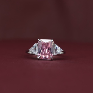 Nuevo Anillo Cuadrado de Plata S925 para Mujer con Moissanita, Certificado, Chapado en Oro de 22k, Estilo Lujoso, Exquisito y de Alta Calidad - Product Image 1