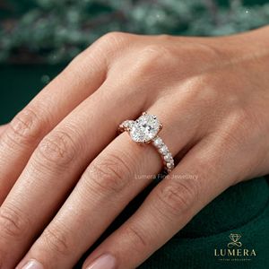Anillo de Boda de Oro Sólido de 4 Puntas con Diamante Cultivado en Laboratorio de Corte Ovalado en Oro Rosa y Banda de Puntas Compartidas, Anillo de Novia Personalizado para Mujer - Product Image 6
