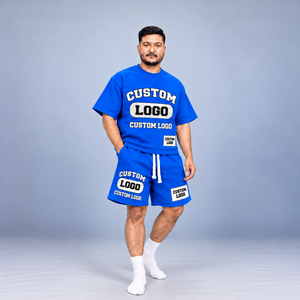 ชุดเสื้อยืดโอเวอร์ไซส์ลายกราฟิกและกางเกงขาสั้นสำหรับผู้ชาย สไตล์สตรีทแวร์ลำลองสำหรับฤดูร้อน ชุด 2 ชิ้น รับผลิตแบบ OEM ODM จากโรงงาน - Product Image 1
