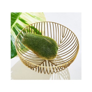 Panier à fruits moderne en fil métallique en forme de cœur pour rangement de cuisine - Product Image 6