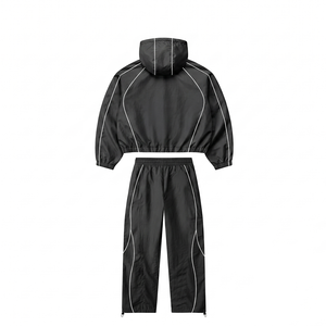 Chaqueta Cortavientos Casual de Invierno de Alta Calidad, Transpirable, 300 Gramos, Poliéster Taslon, Panel Frontal en Contraste Naranja, Personalizable - Product Image 2