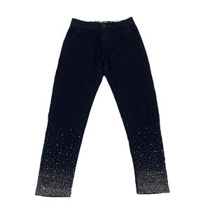 Pantalones Vaqueros de Hombre de Corte Recto 100% Algodón con Pedrería y Lavado Snow Wash, Vaqueros Decorativos Premium al por Mayor OEM ODM - Product Image 2