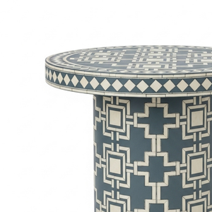 โต๊ะข้างเตียงทรงเรขาคณิตตกแต่งด้วยโลหะและกระดูกสัตว์สไตล์อินดัสเทรียลสุดหรู ทำด้วยมือ เหมาะสำหรับห้องนั่งเล่น ห้องนอน อพาร์ตเมนต์ - Product Image 3