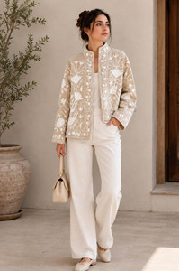 Veste en velours matelassé réversible écologique faite à la main, style Suzani, beige, broderie florale, style bohème, cadeau pour elle - Product Image 4