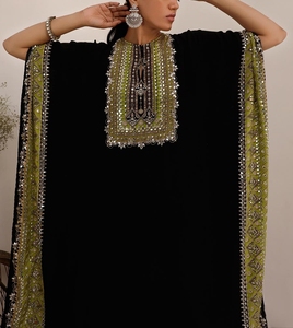 Kaftán Bordado de Dubái, Hermoso y Moderno, para Mujer, Trabajo Hecho a Mano, Color Negro, Ropa Islámica Tradicional y Accesorios de Diseño, 2026 - Product Image 1
