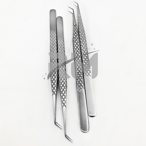 Juego de Pinzas para Extensión de Pestañas RMI Diamond Grip Volume, Punta Puntiaguda de Acero Inoxidable de Alta Calidad para Uso en Extensión de Pestañas - Product Image 3