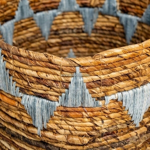 Ensemble de paniers de rangement en banane tressée naturelle écologique de haute qualité, 2 paniers pliables multifonctionnels pour organiser les vêtements - Product Image 2