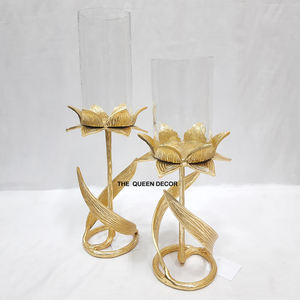 Porte-bougie en aluminium de style antique avec cheminée en verre, taille et forme personnalisées, vente en gros - Product Image 2