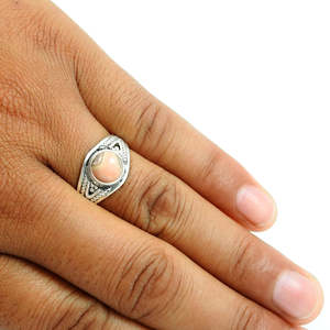 Anillo de Boda de Lujo Hecho a Mano en Plata de Ley 925, Joyería Bohemia Elegante con Piedra Preciosa de Rodocrosita Natural - Product Image 2