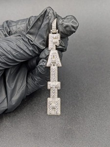 Colgante con Letra y Cristales de Imitación, Incrustaciones de Moissanita, Aleación de Plata 925, Unisex, Estilo Hiphop, Ideal para Regalo - Product Image 1